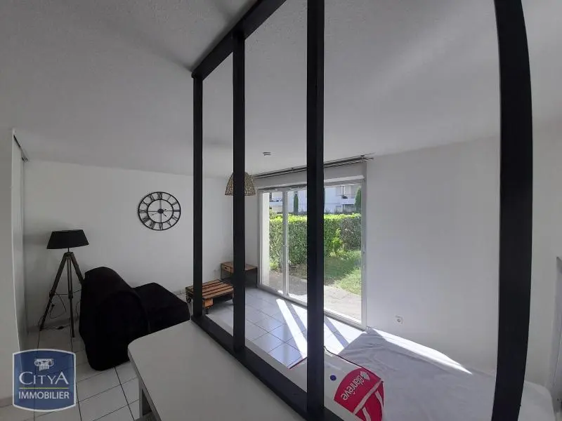 Photo 2 Appartement 1 pièce 32.29m²