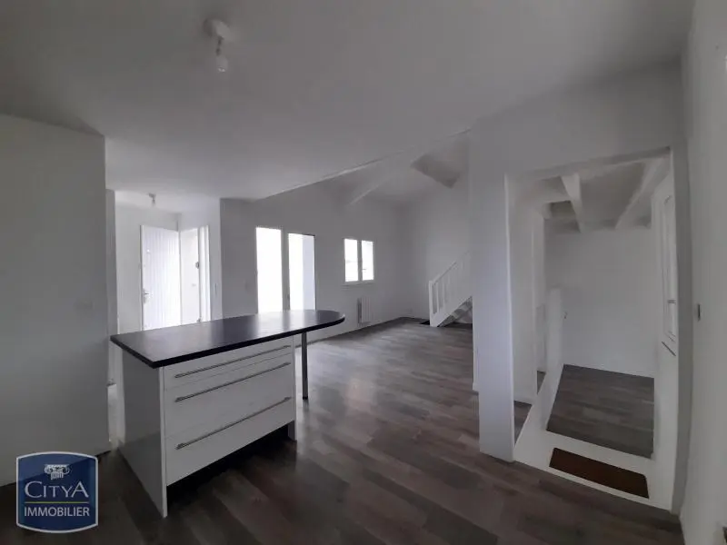 Photo 3 Maison 4 pièces 100.5m²