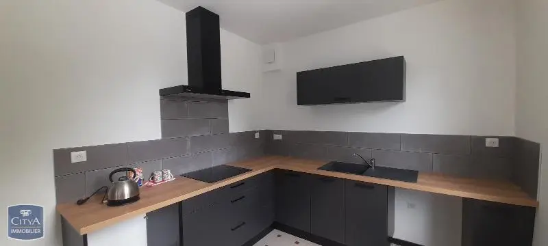 Photo 2 Maison 6 pièces 181.29m²