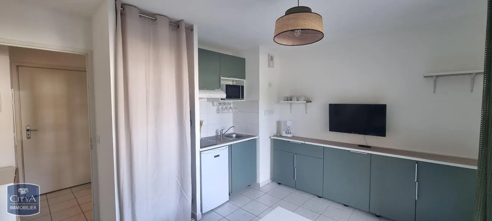 Photo 2 Appartement 1 pièce 18m²