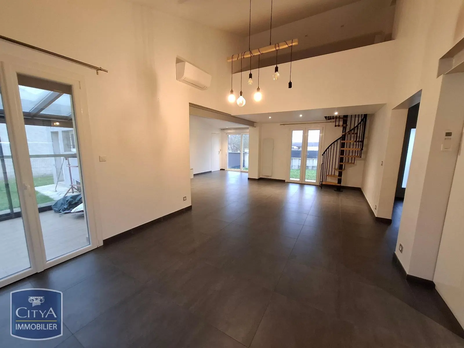 Photo 4 Maison 4 pièces 110.81m²