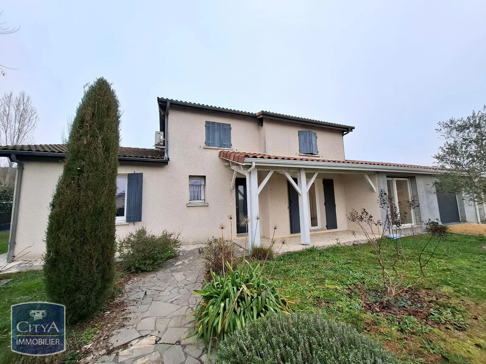 Photo 1 Maison 4 pièces 110.81m²