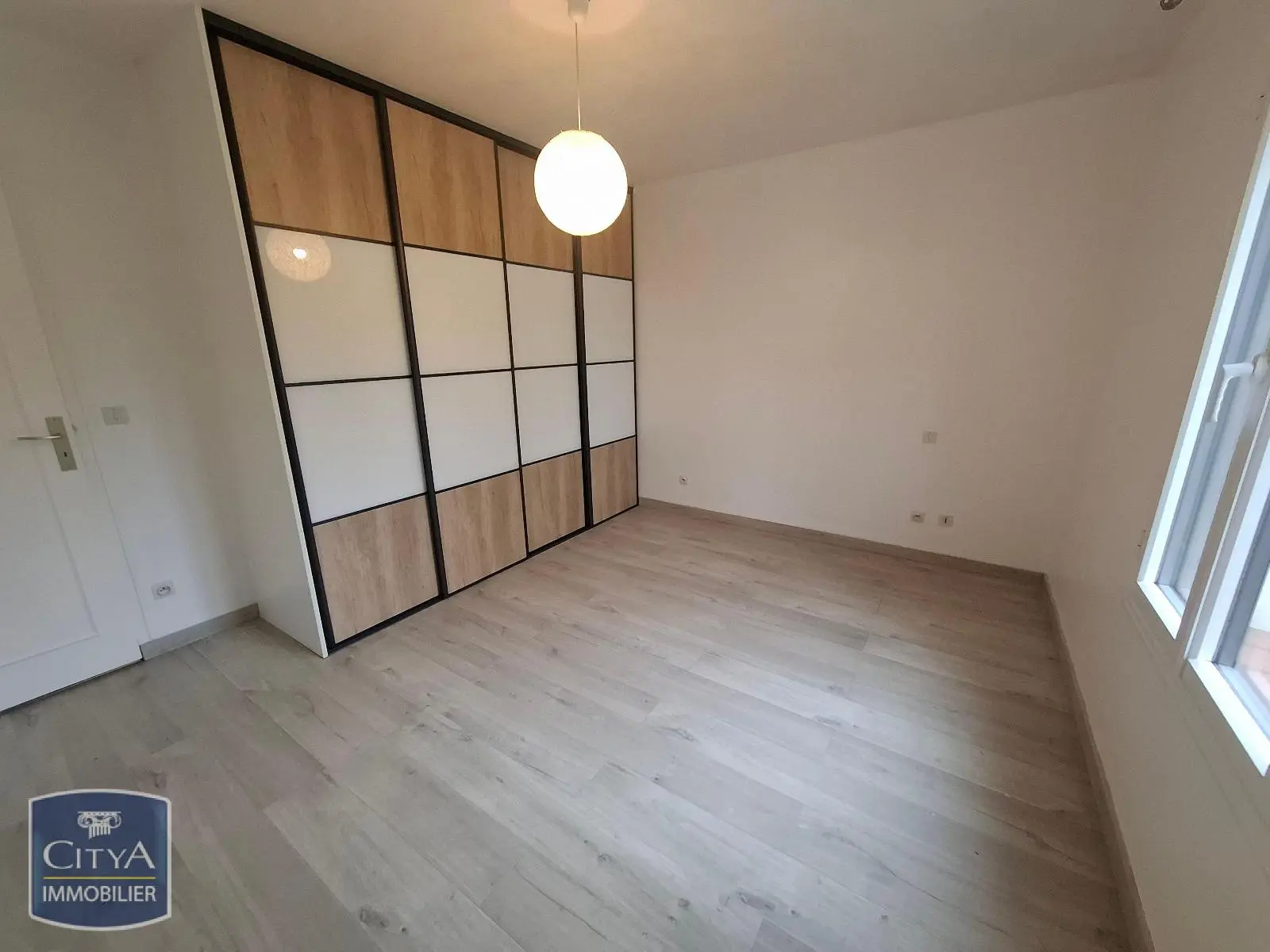 Photo 17 Maison 4 pièces 141.8m²