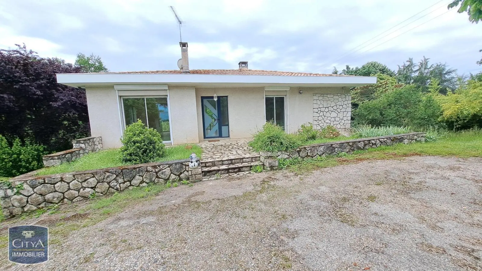Photo 1 Maison 4 pièces 123.8m²