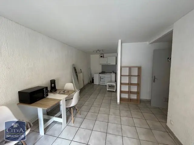 Photo 2 Appartement 1 pièce 27.1m²