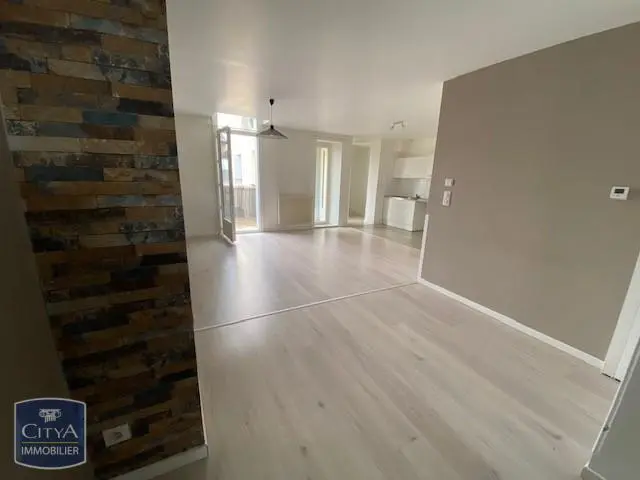 Photo 2 Appartement 3 pièces 84.46m²