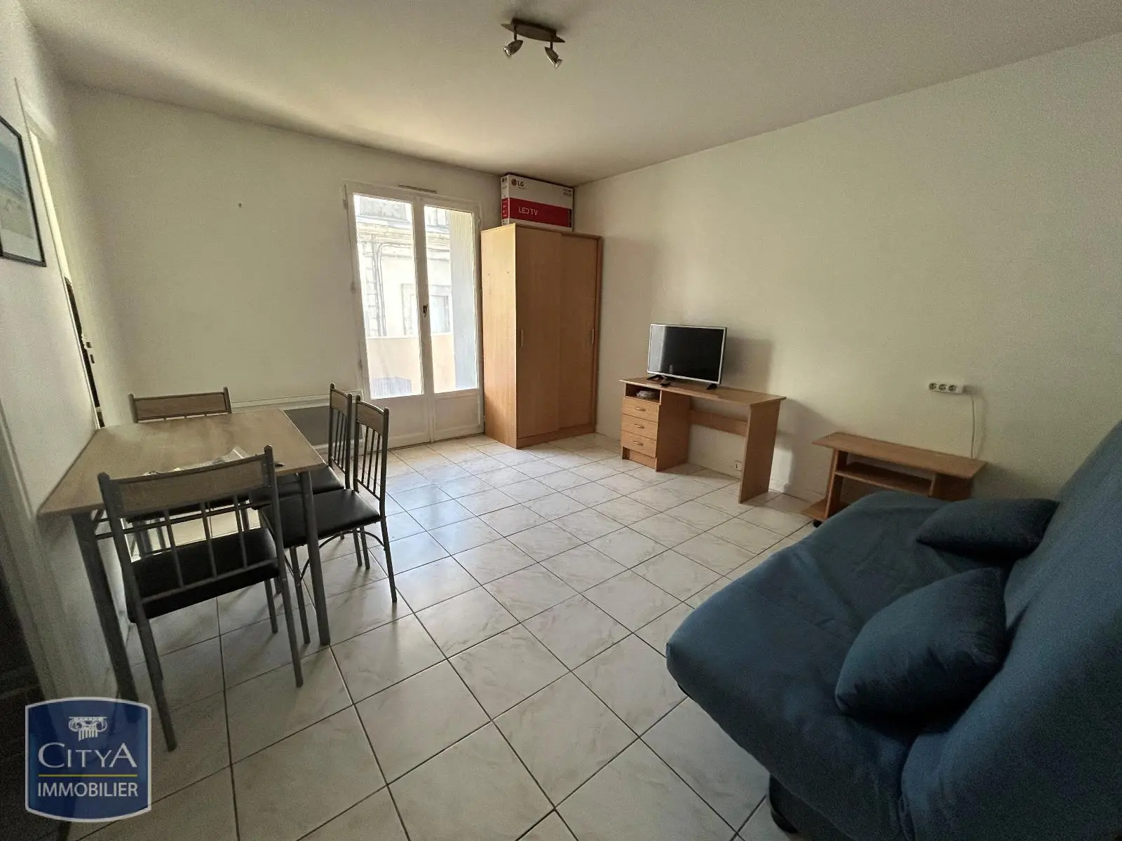 Photo 2 Appartement 1 pièce 22.93m²