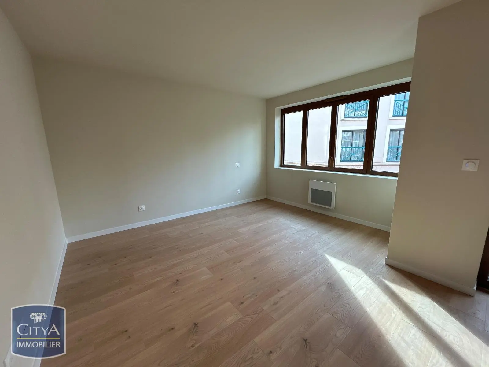 Photo 2 Appartement 1 pièce 30.65m²