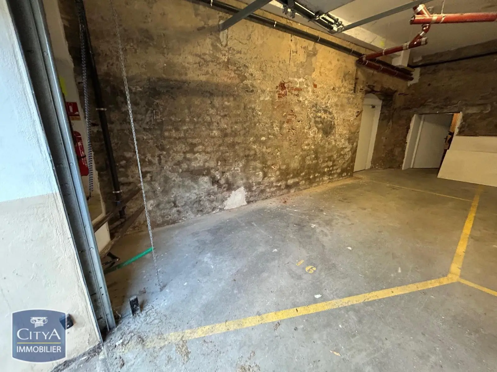 Photo 3 Parking 10m²