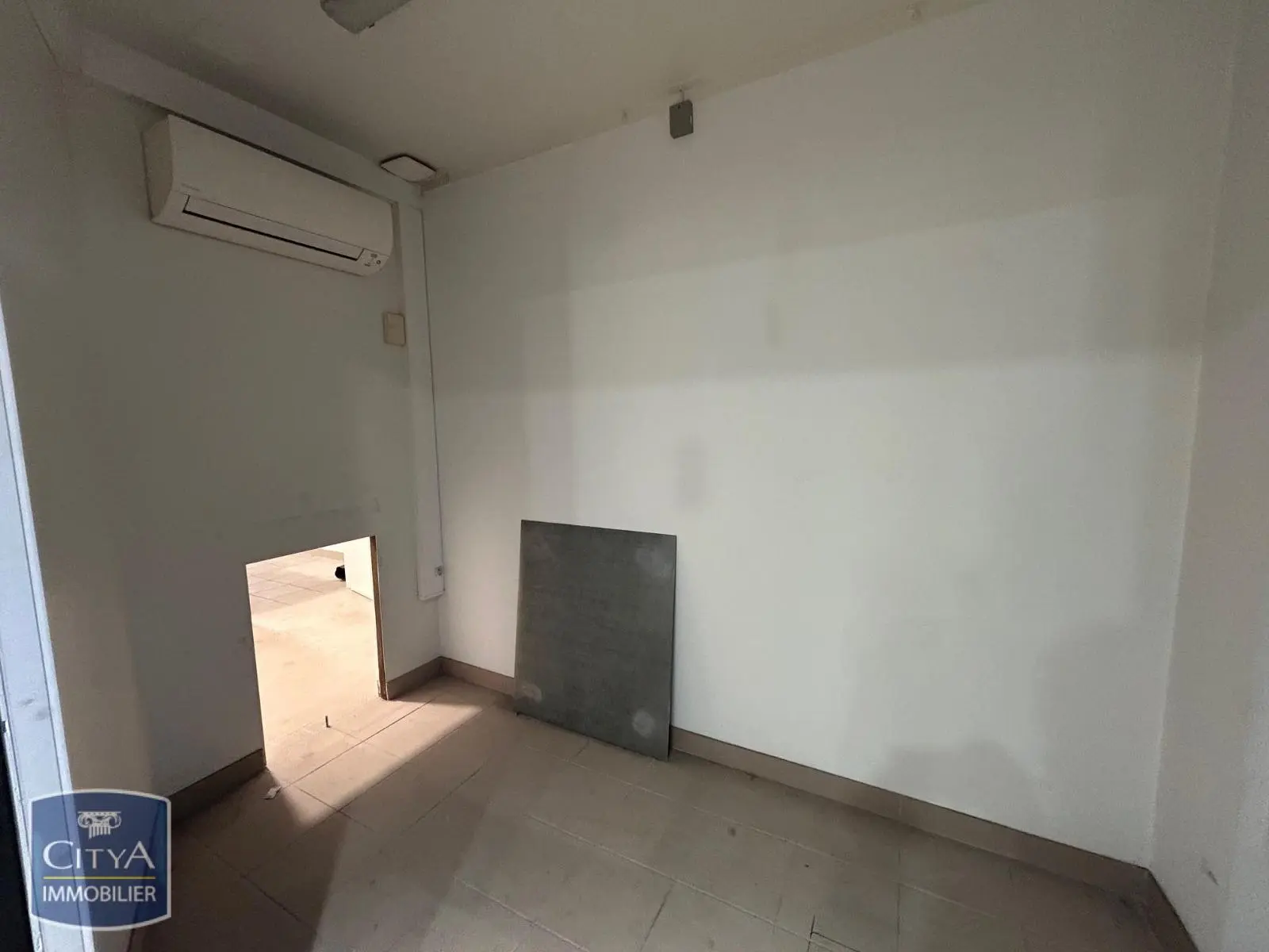 Photo 4 Local Commercial 105m²