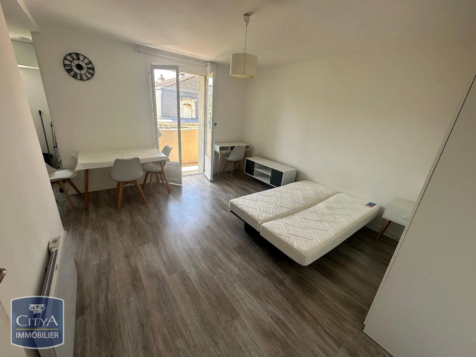 Photo 2 Appartement 1 pièce 23m²