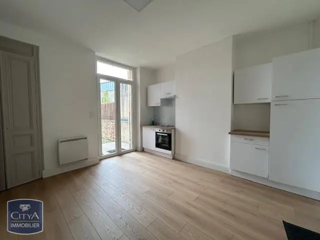 Photo 1 Appartement 1 pièce 25.68m²