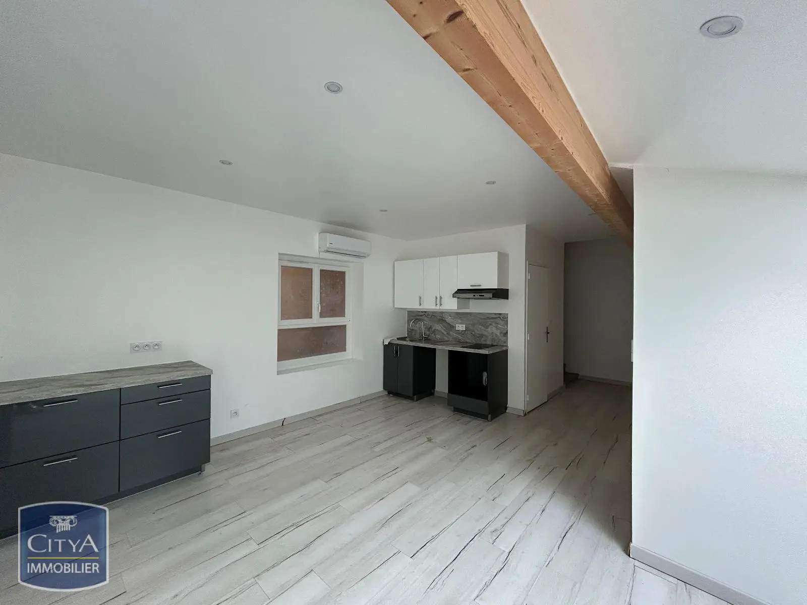 Photo 2 Appartement 2 pièces 30.49m²