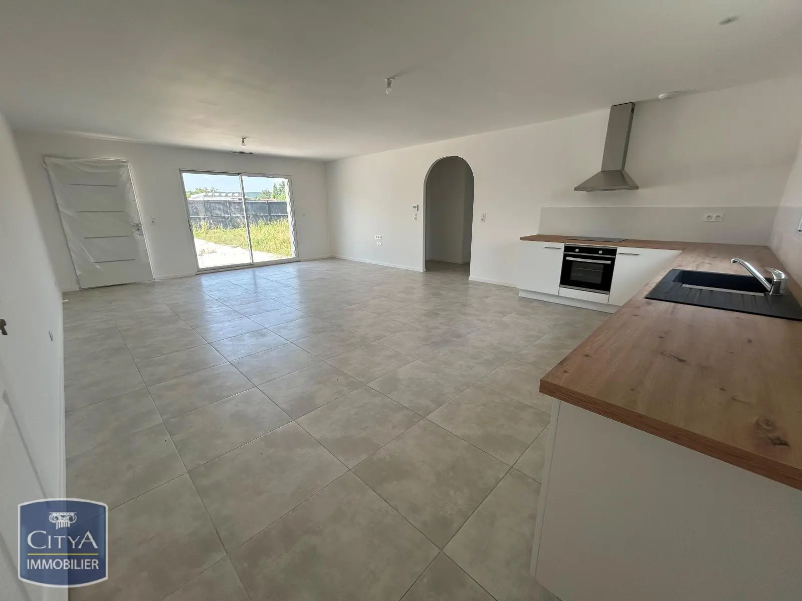 Photo 1 Maison 4 pièces 104.66m²