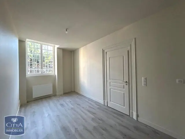 Photo 3 Appartement 1 pièce 23.8m²