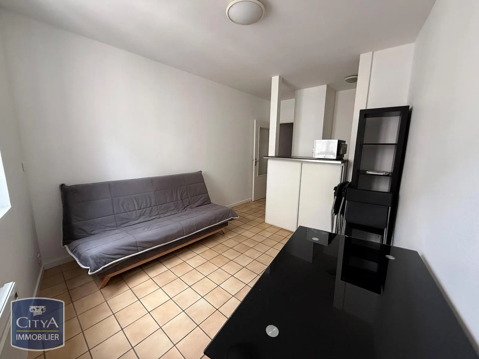 Photo 1 Appartement 1 pièce 21.23m²