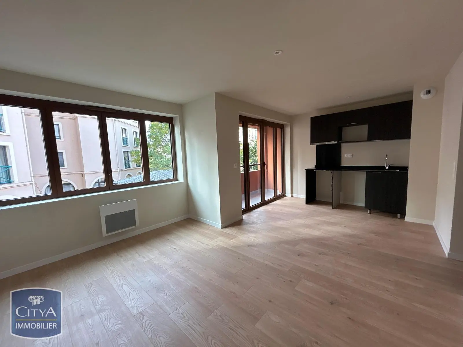 Photo 1 Appartement 1 pièce 30.65m²