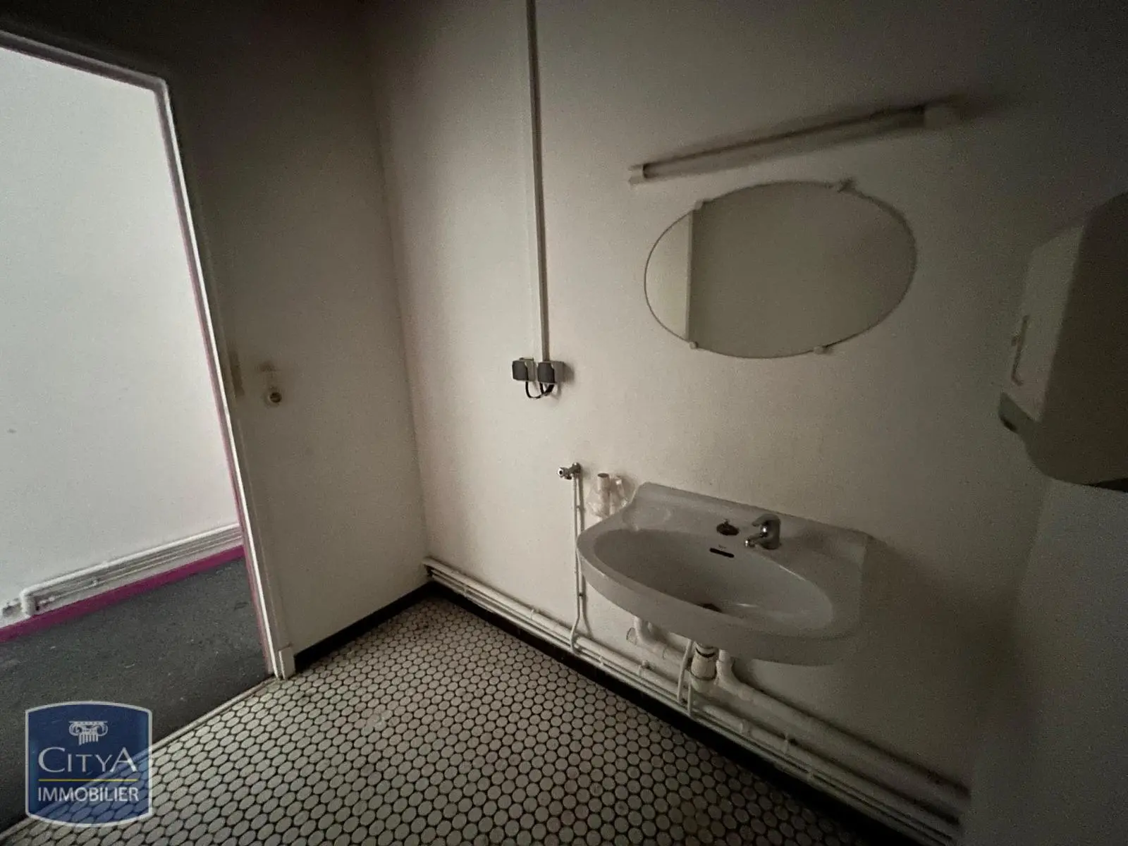 Photo 5 Local Commercial 103m²