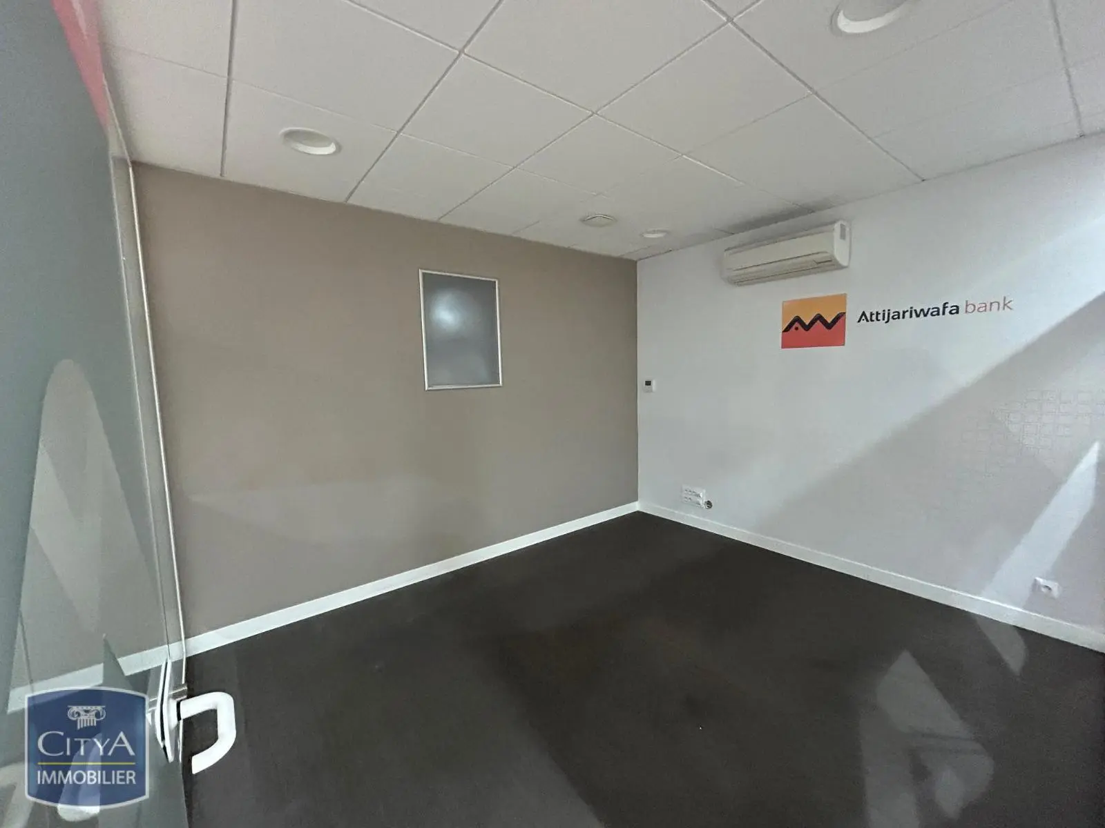 Photo 7 Local Commercial 105m²