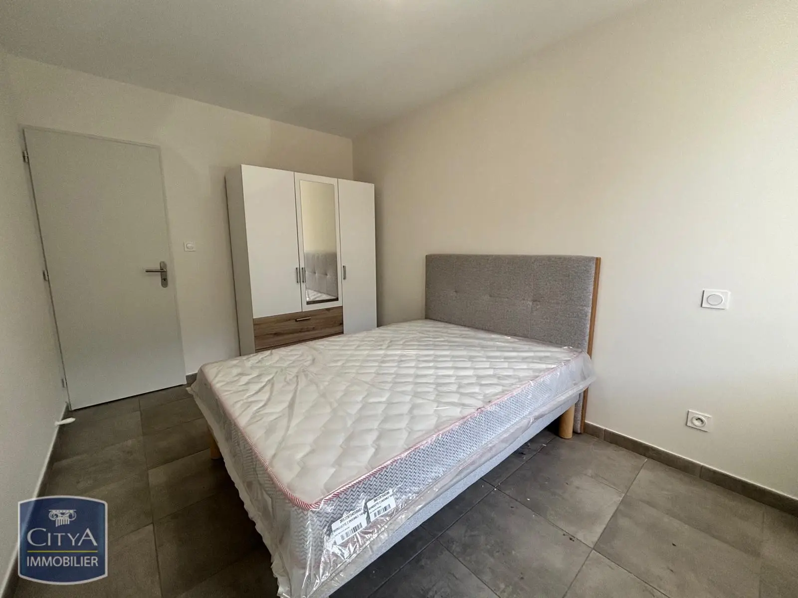 Photo 3 Appartement 2 pièces 31.77m²