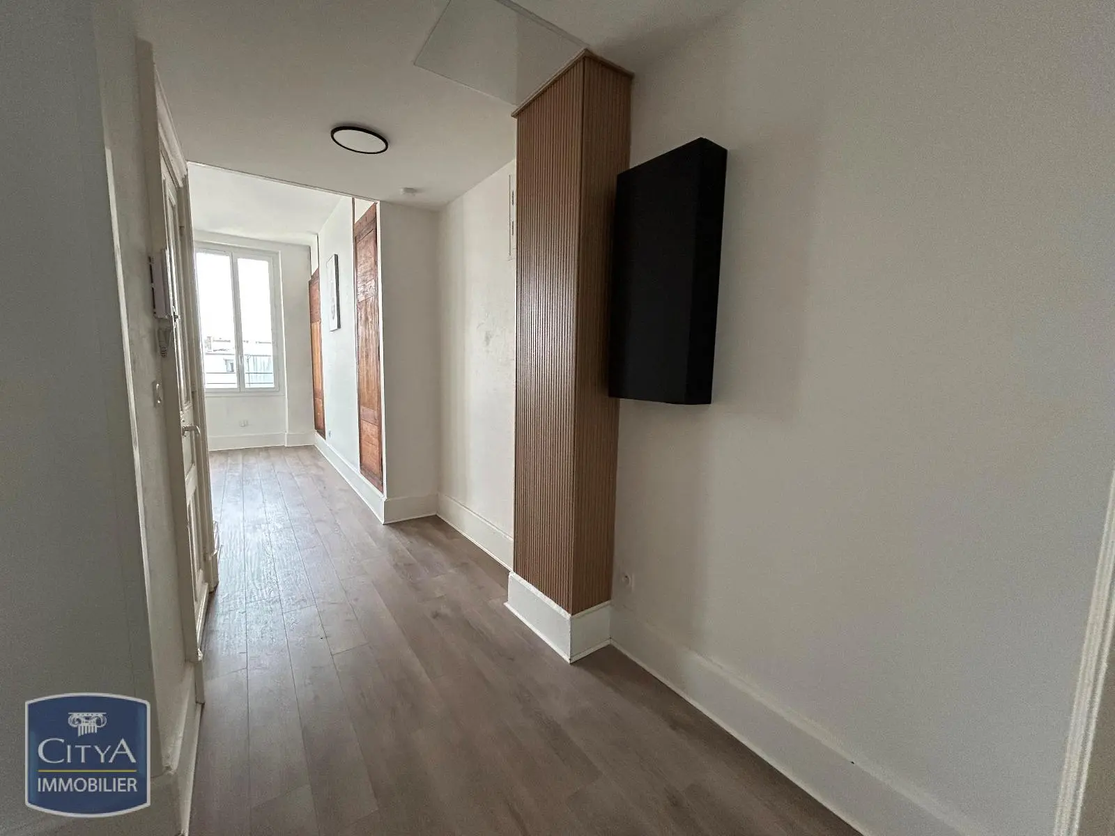 Photo 7 Appartement 1 pièce 41.88m²