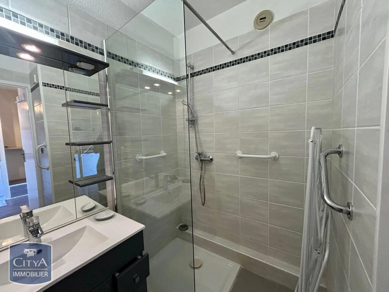 Photo 6 Appartement 1 pièce 28m²