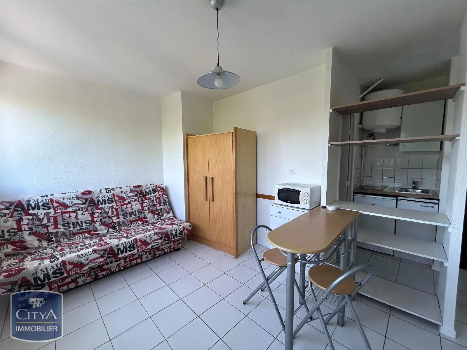 Photo 1 Appartement 1 pièce 18.94m²