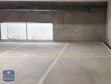 Photo 1 Parking