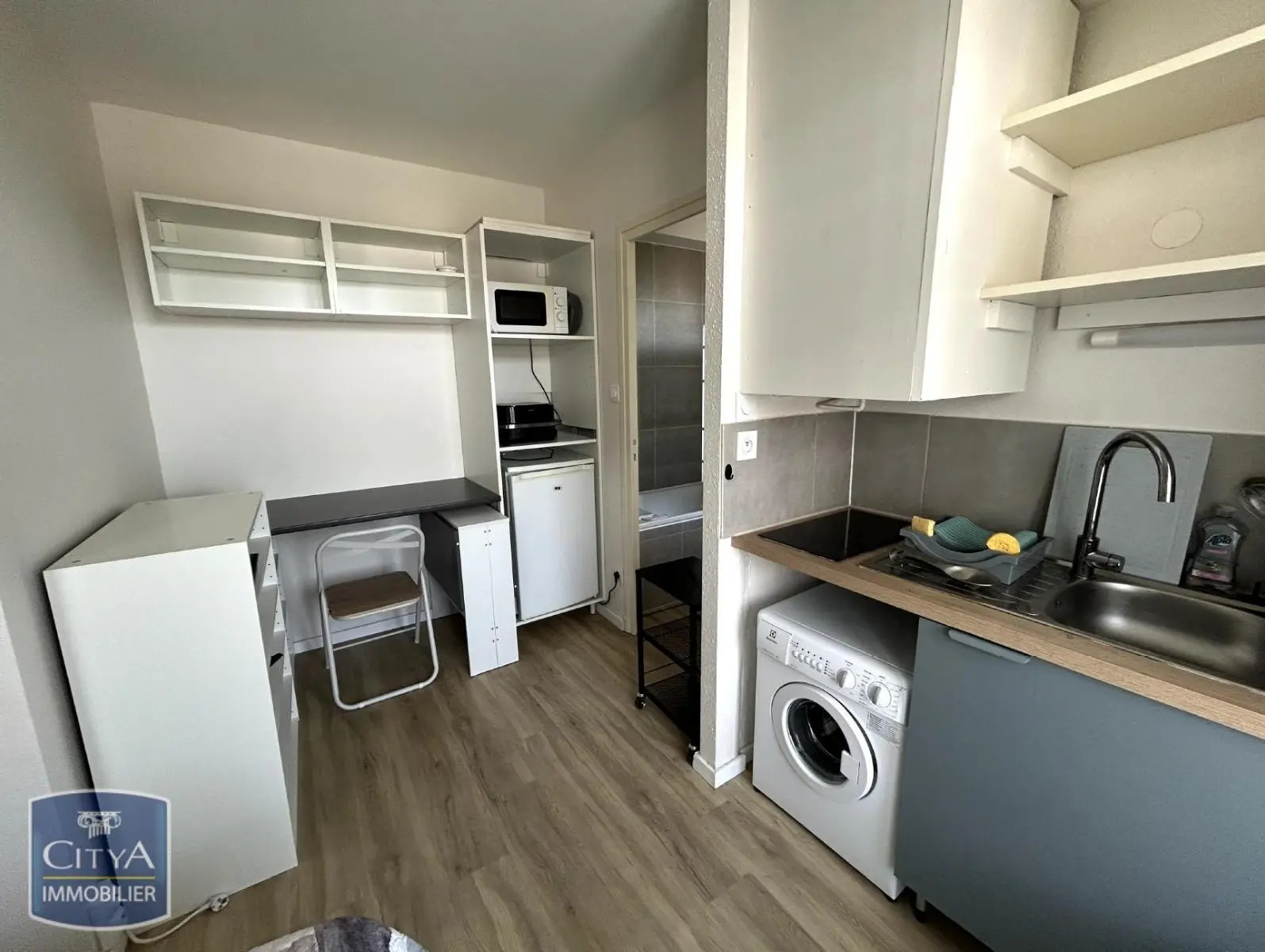 Photo 1 Appartement 1 pièce 14.53m²