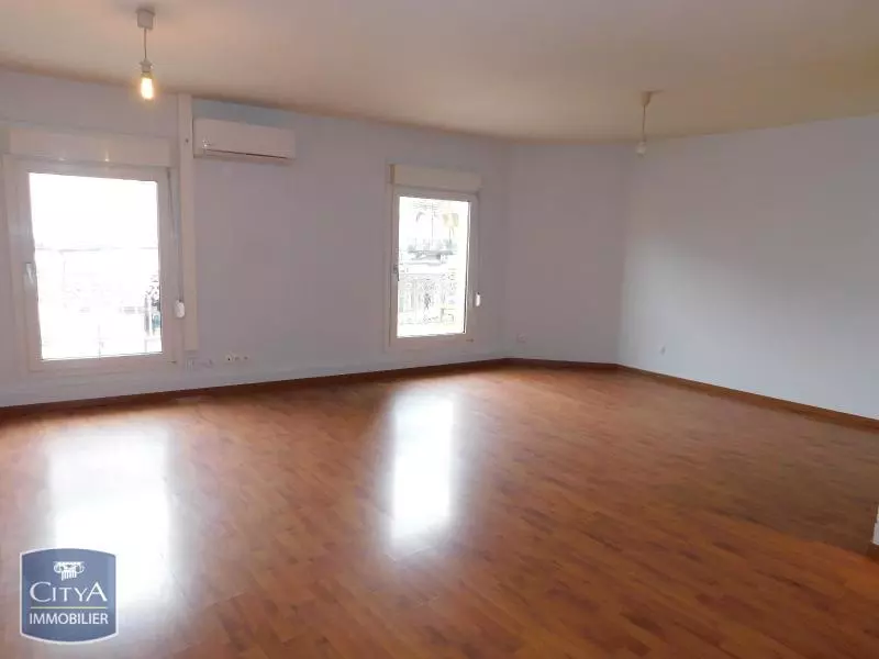 Illustration pour Appartement 3 pièces 97.19m² Photo Appartement 3 pièces 97.19m²