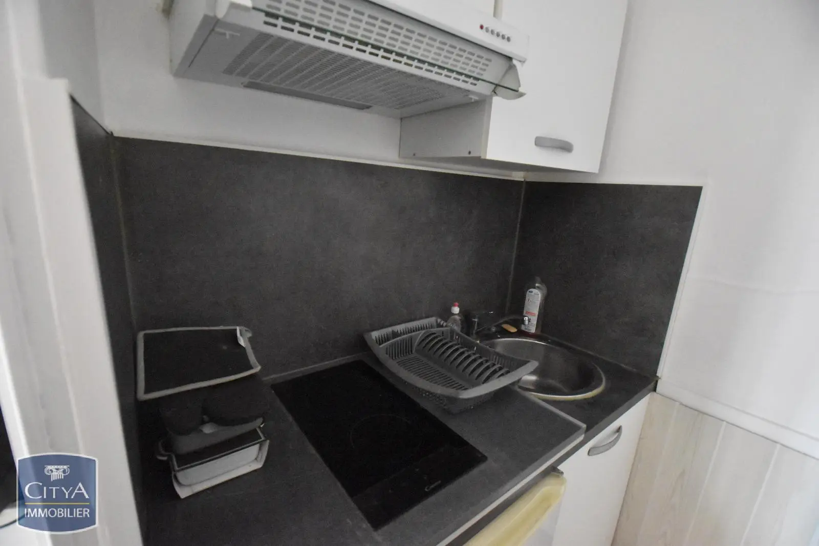 Photo 4 pour Appartement 1 pièce 12.9m² Photo 4 Appartement 1 pièce 12.9m²