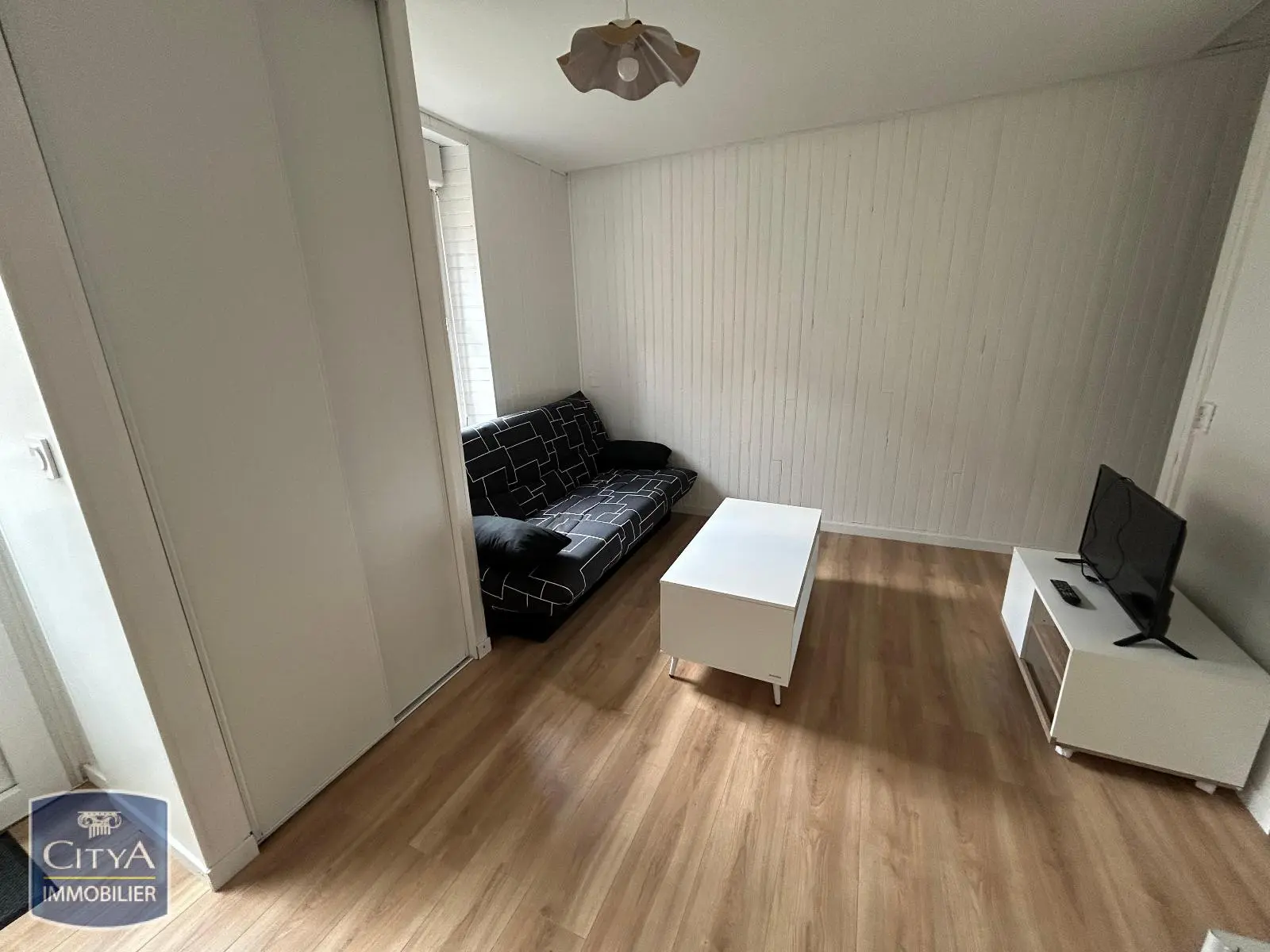 Photo 3 Appartement 1 pièce 16.71m²