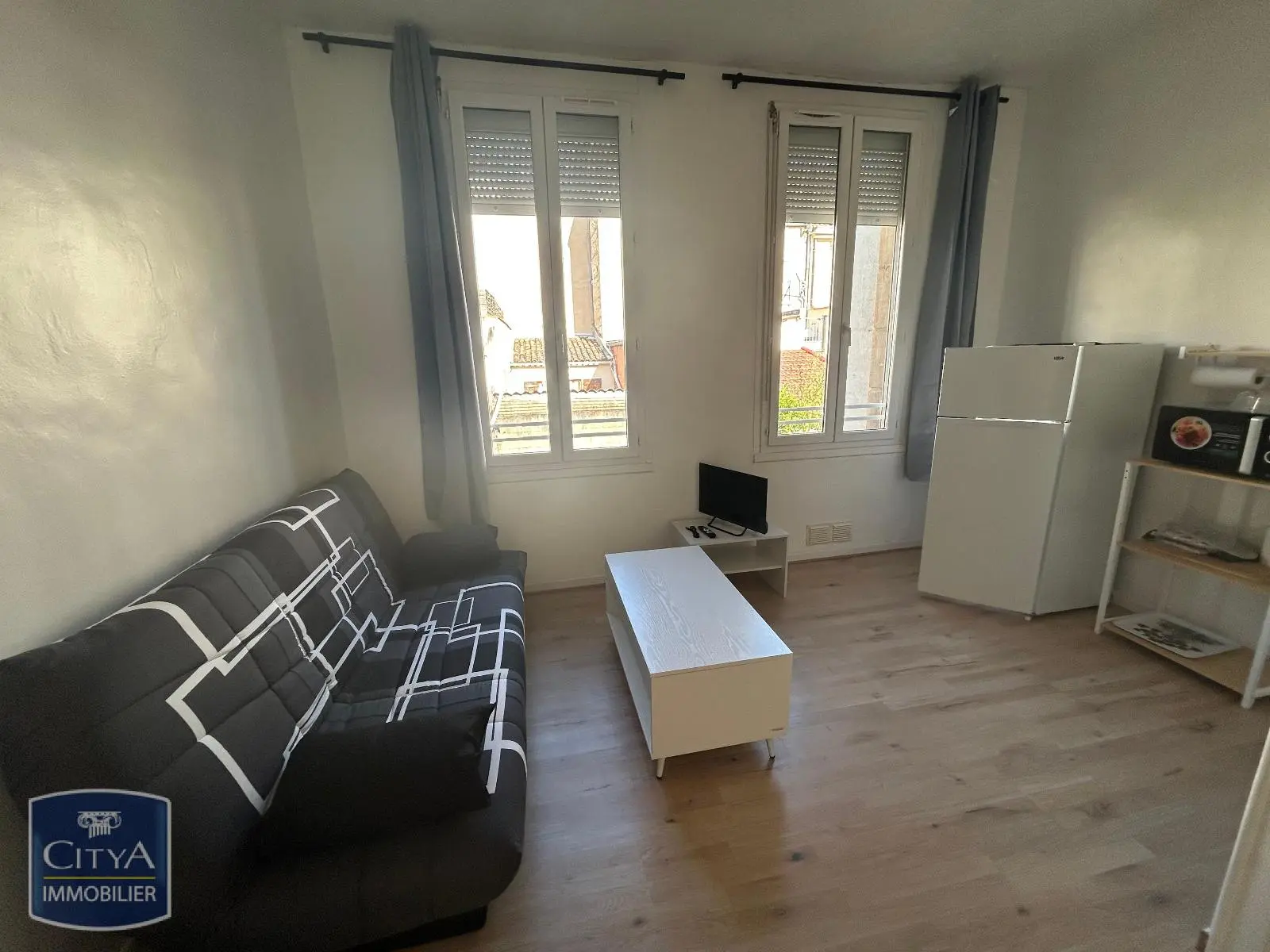 Photo 2 Appartement 1 pièce 19.72m²