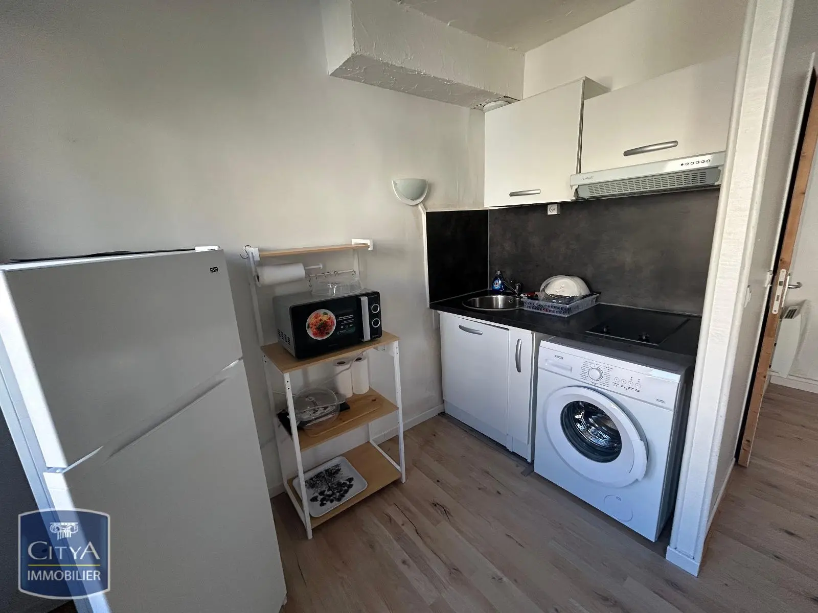 Photo 3 Appartement 1 pièce 19.72m²