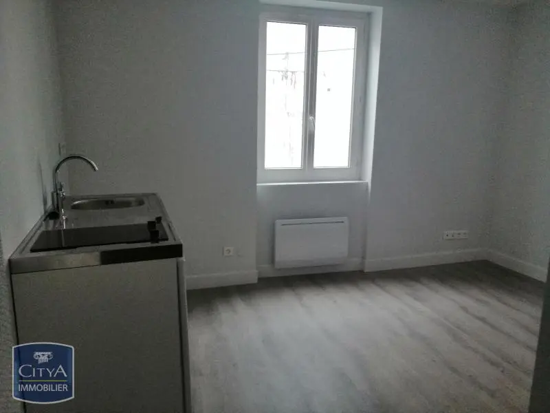 Photo 3 Appartement 1 pièce 19.73m²