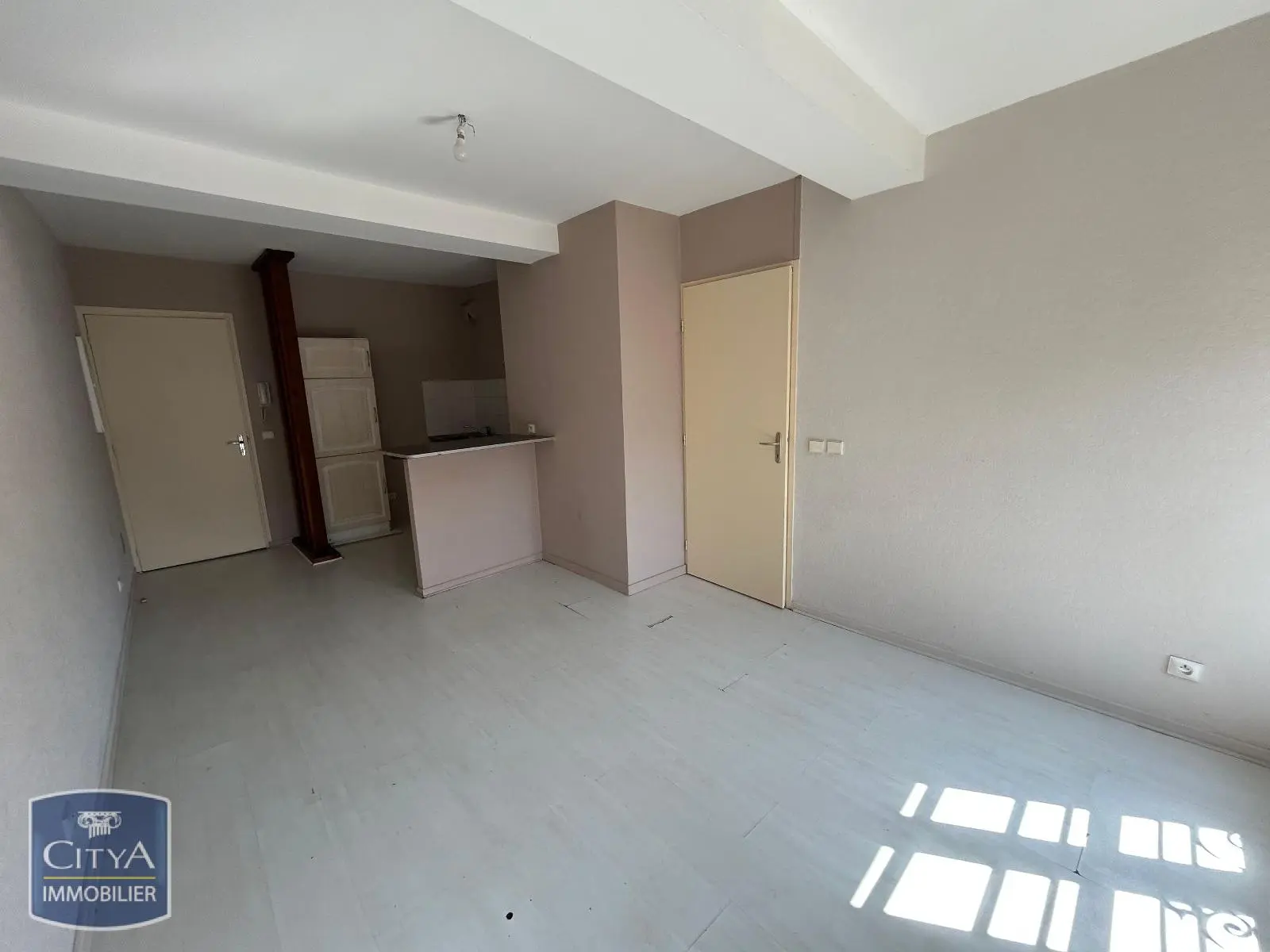 Photo 1 Appartement 2 pièces 33.73m²