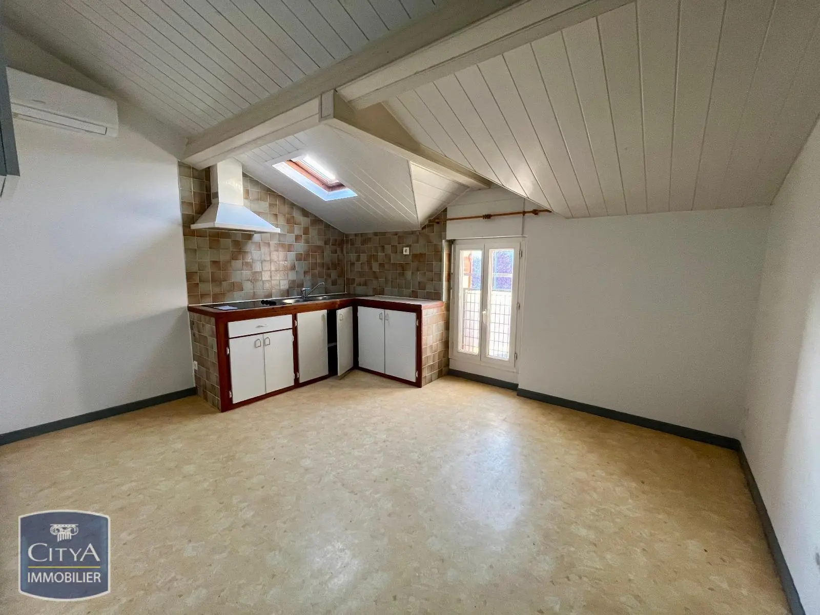 Photo 1 Appartement 2 pièces 23.44m²