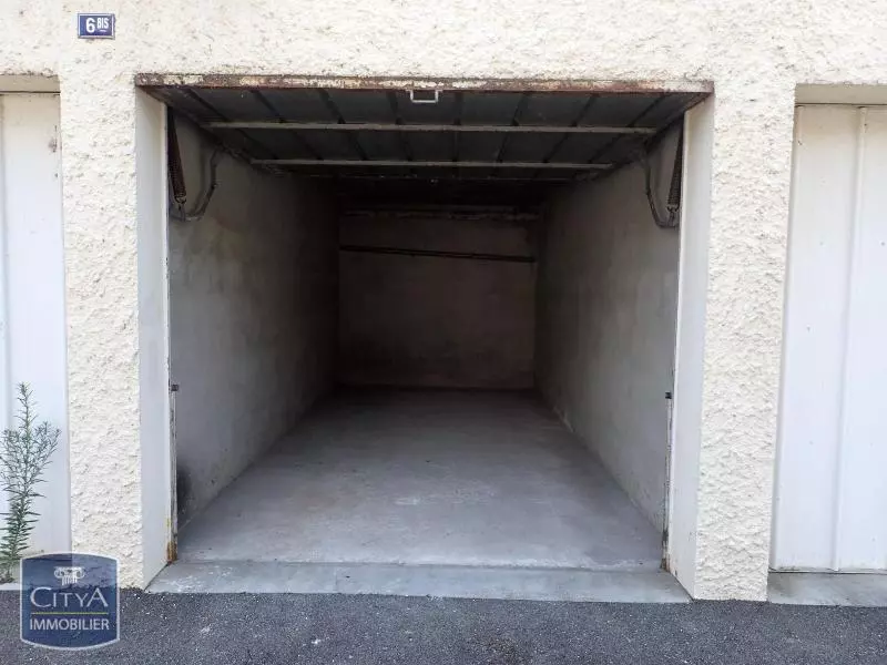 Photo 2 Parking 15m²