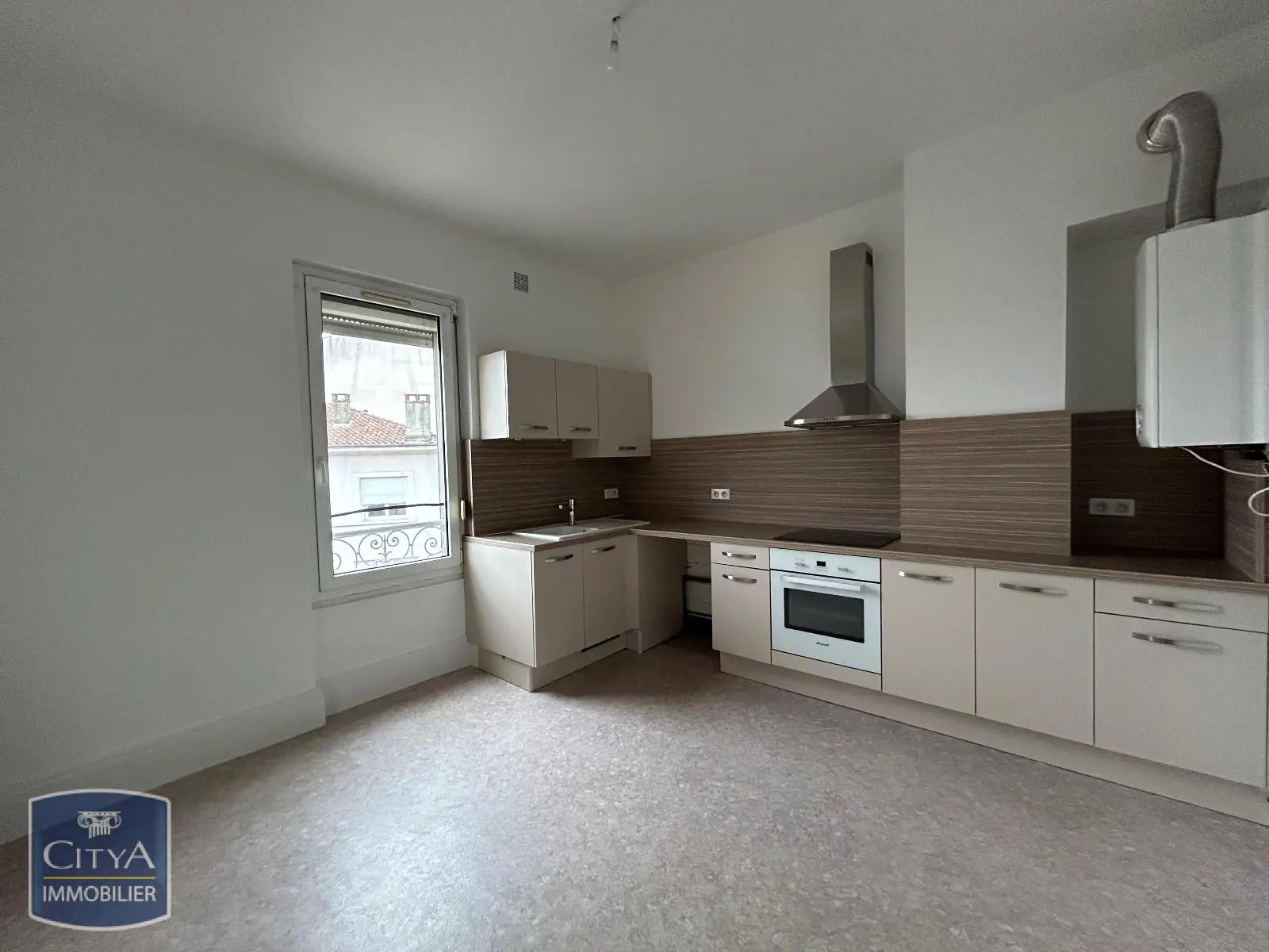 Photo 3 Appartement 3 pièces 93.97m²