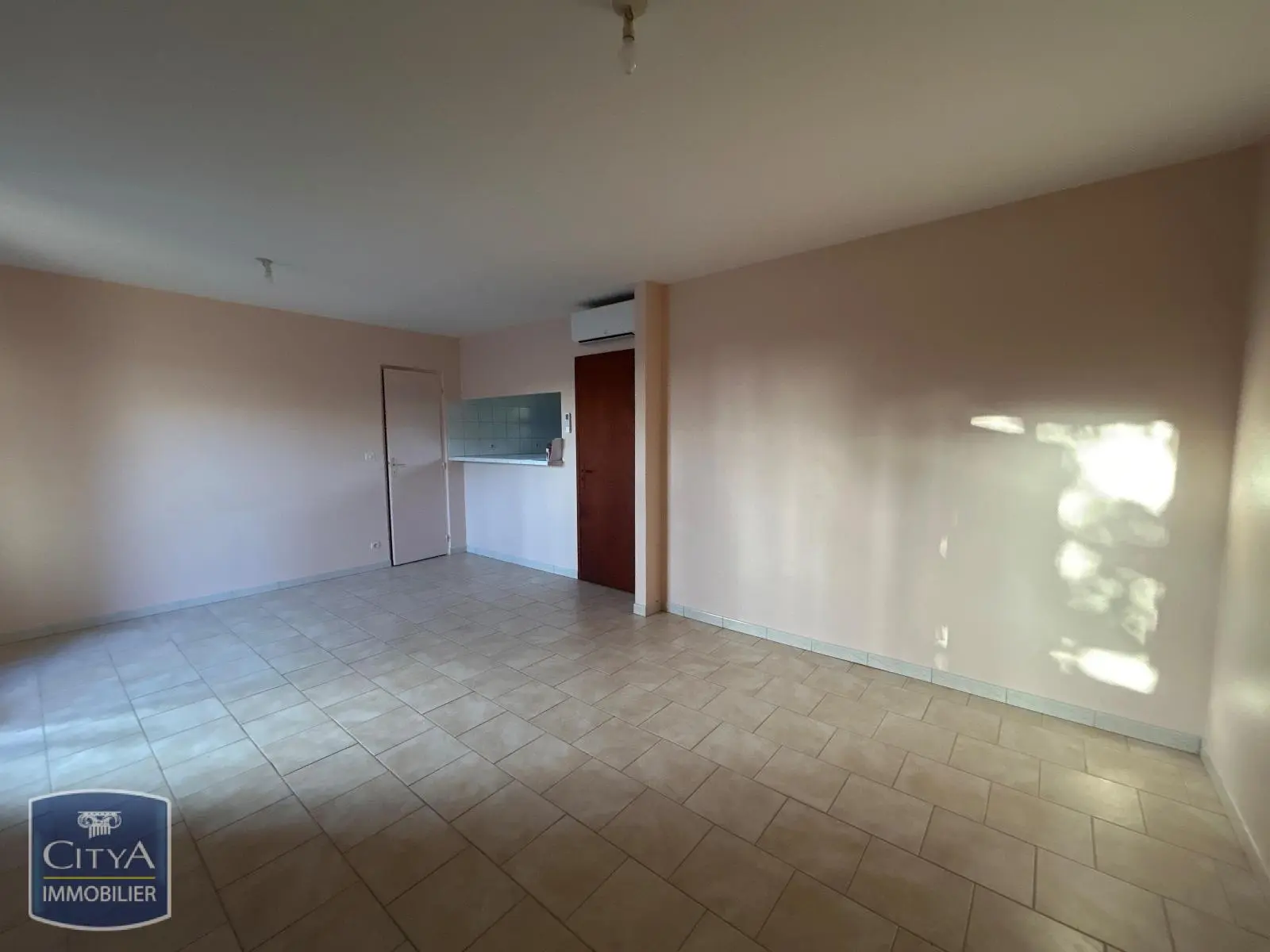 Photo 2 Appartement 2 pièces 43.88m²