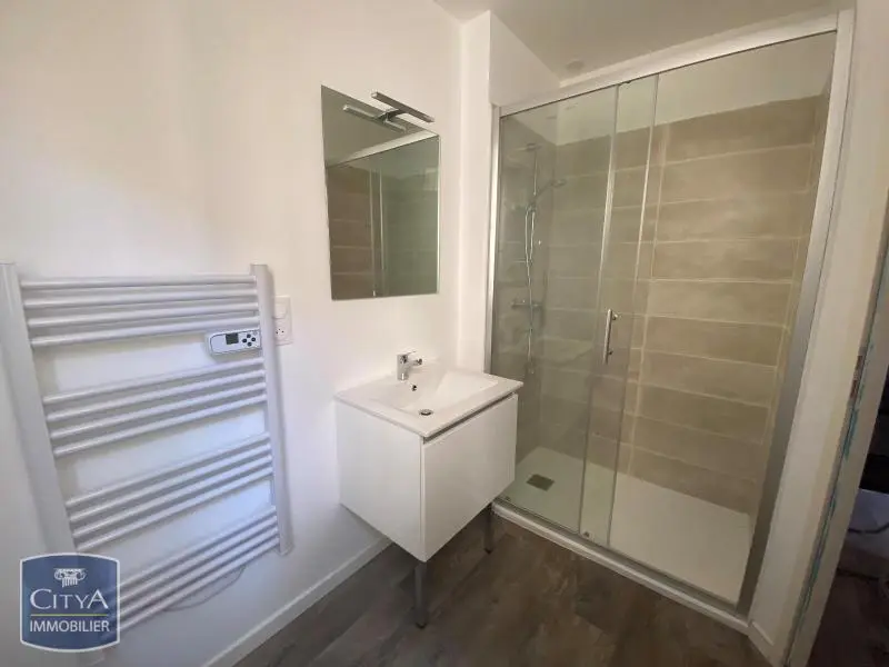 Photo 2 Appartement 1 pièce 18.4m²