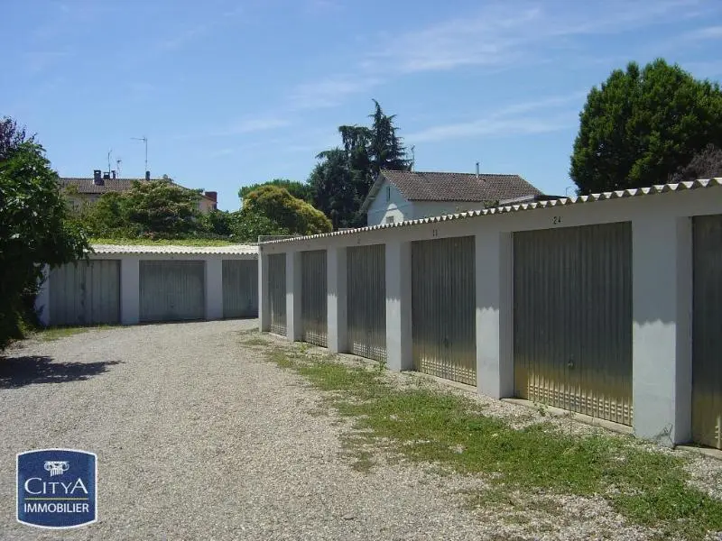 Photo 1 Parking 16m²