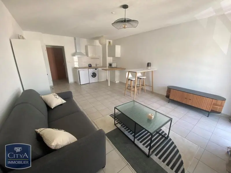Photo 1 Appartement 1 pièce 32.33m²