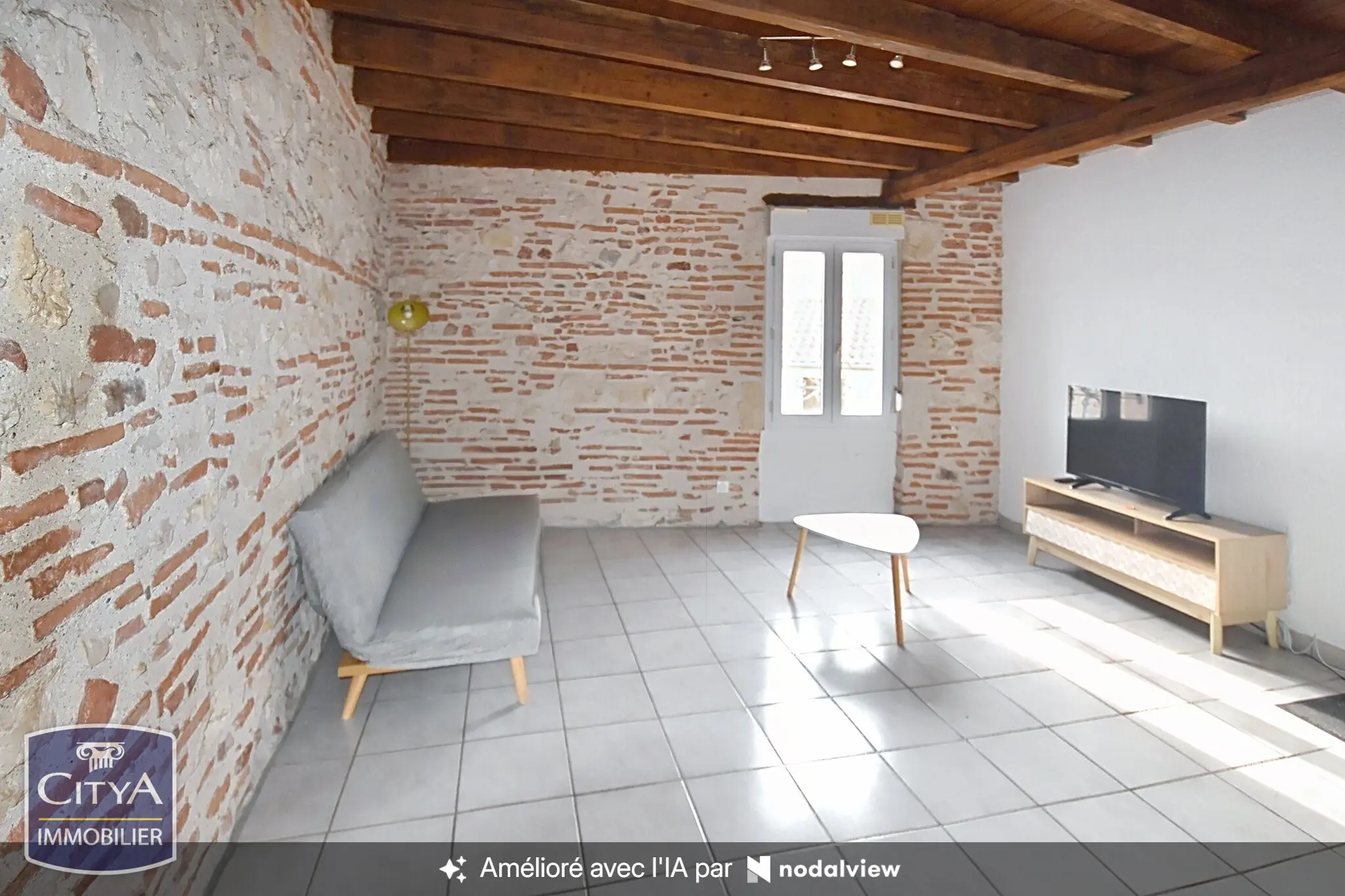 Photo 2 Immeuble 200m²