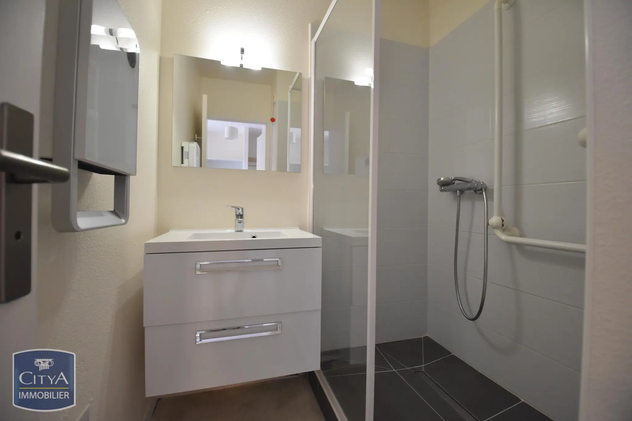 Photo 6 Appartement 1 pièce 28m²
