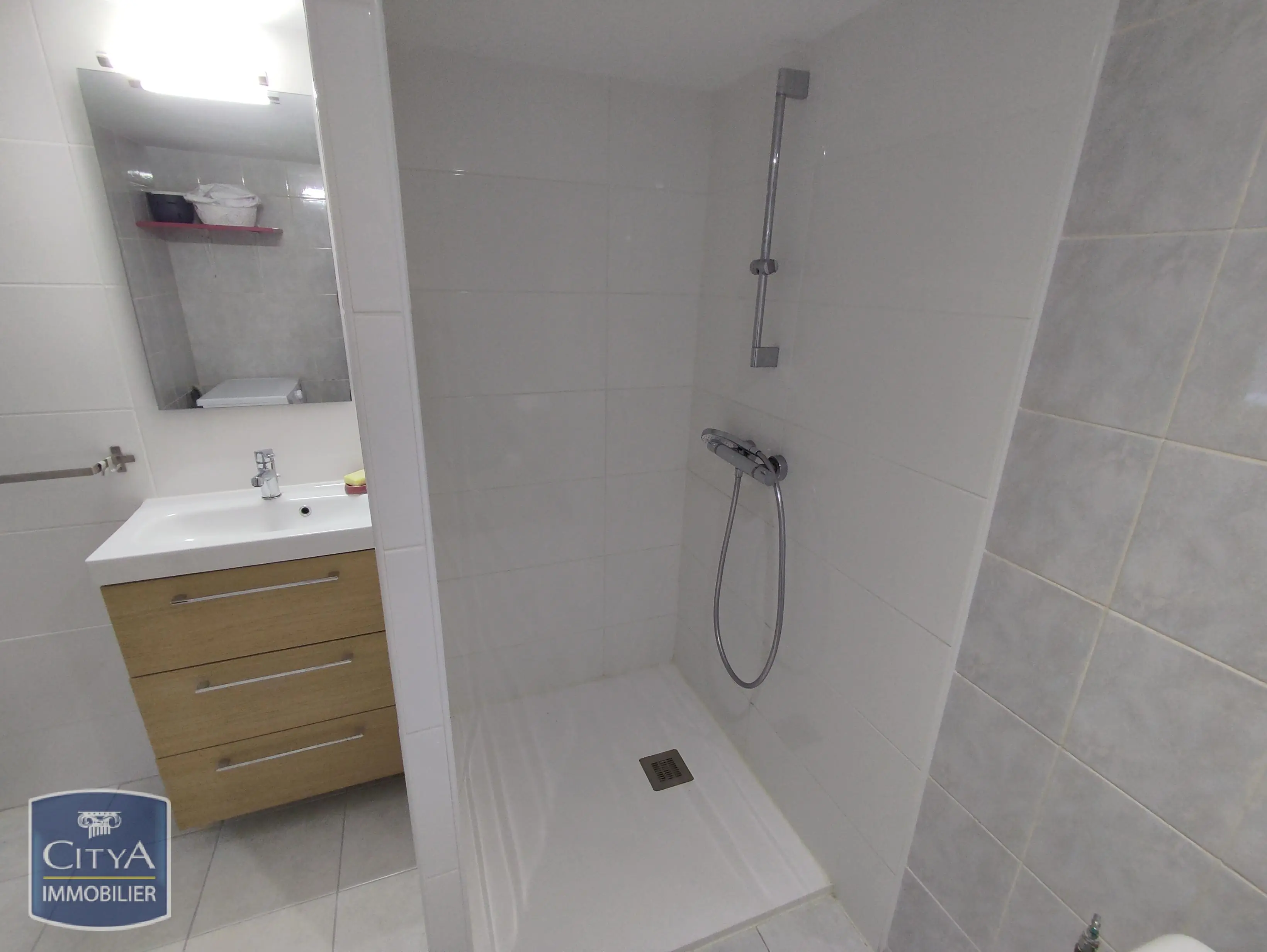 Photo 9 Immeuble 215m²