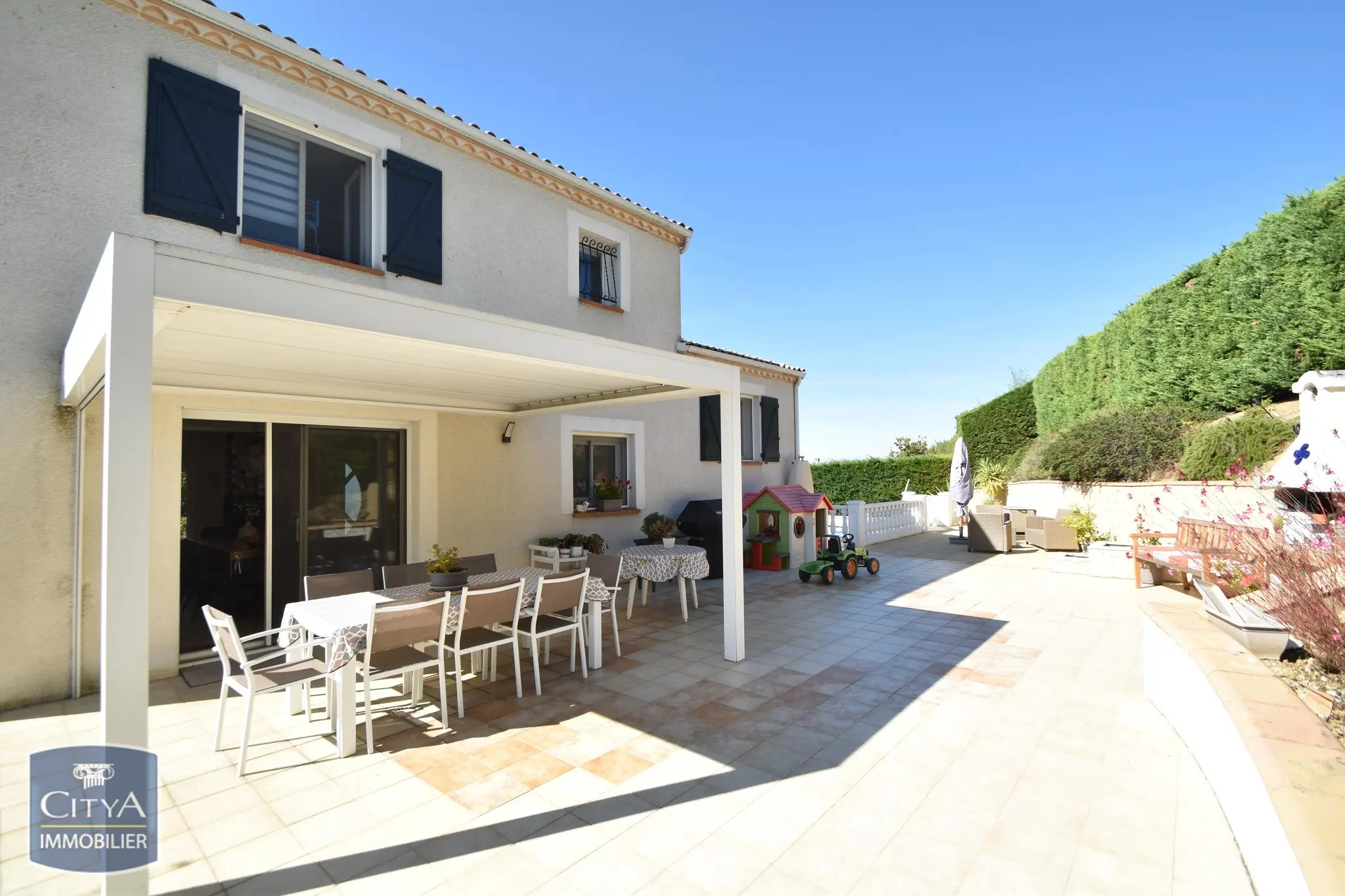 Photo 1 Maison 5 pièces 135m²