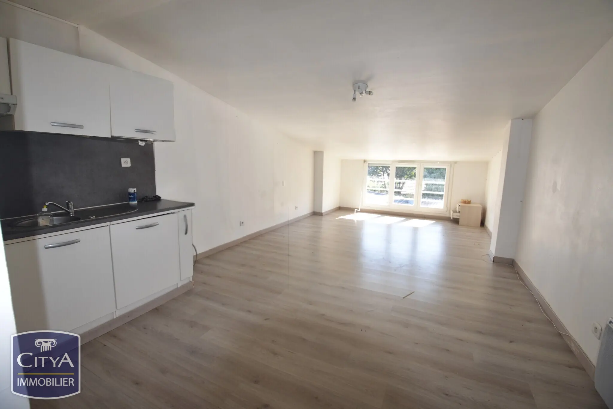 Photo 5 Immeuble 220m²