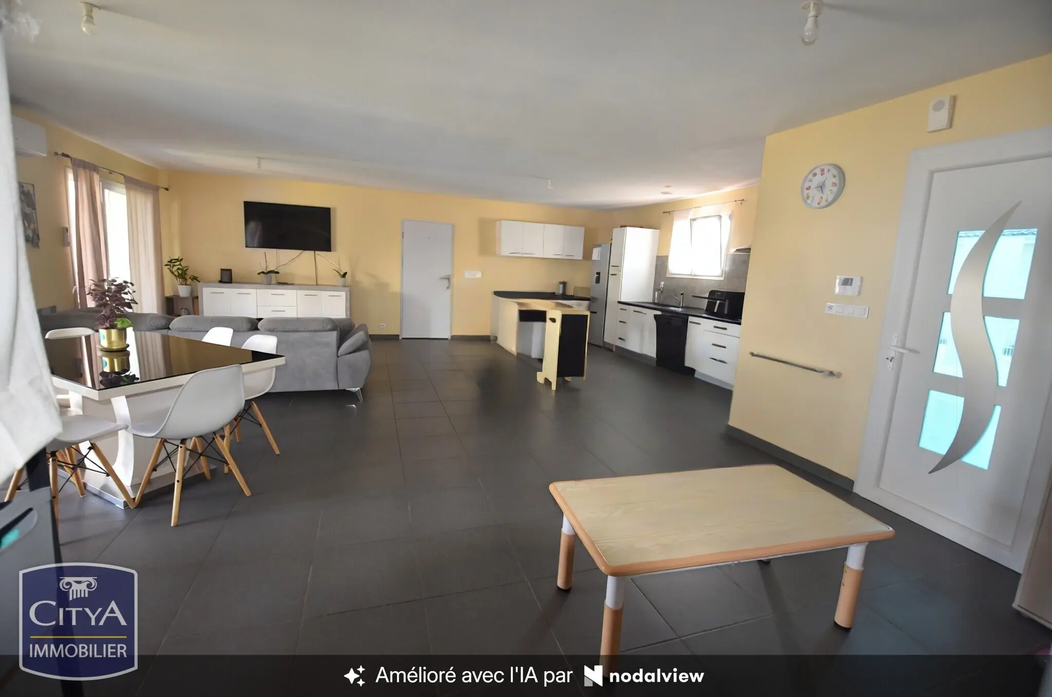 Photo 2 Maison 5 pièces 151.1m²