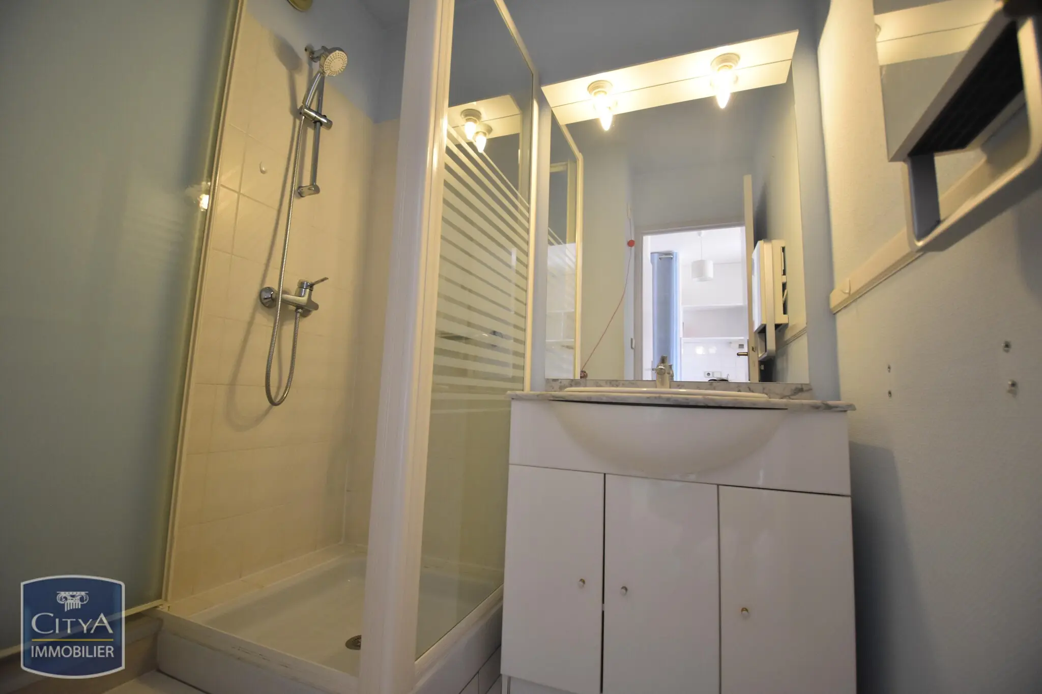Photo 6 Appartement 1 pièce 28.41m²